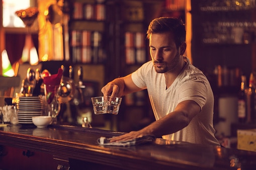 Dia do Bartender: onde os bartenders bebem? Confira dicas de lugares