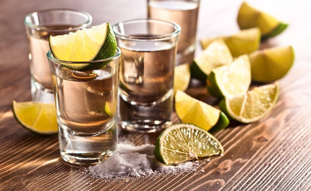 Figura: Tequila com Sal e Limão